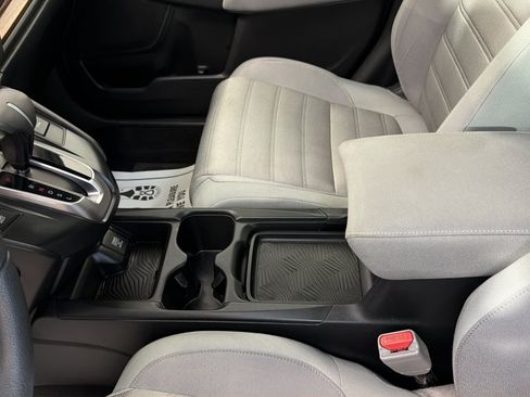 Used 2017 Honda CR-V EX image 26