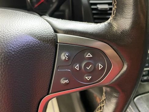 Used 2019 Chevrolet Suburban Premier AWD/4WD image 26