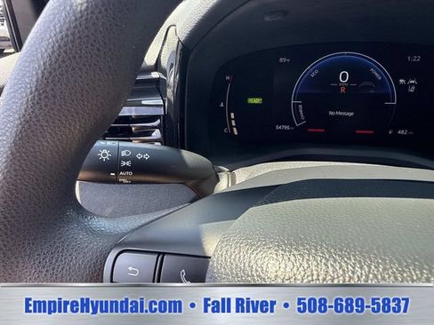 Used 2025 Toyota Camry LE FWD image 29