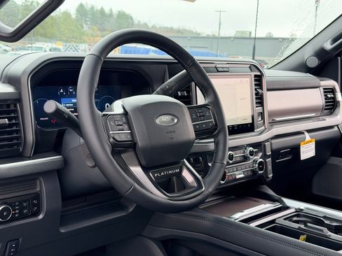 New 2026 Ford F250 Platinum w/ FX4 Off-Road Package image 26