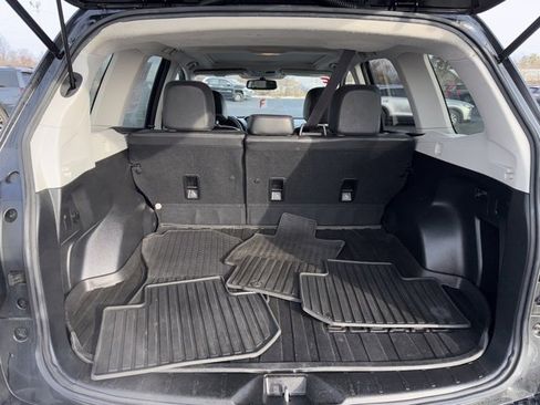 Used 2015 Subaru Forester 2.5i Limited image 8