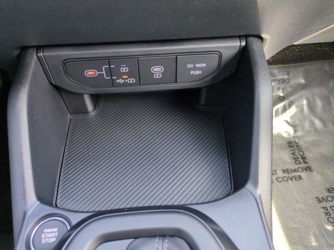 New 2025 Kia K4 FWD image 27