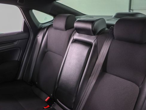 Used 2025 Honda Civic Sport image 24