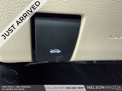 Used 2021 Jeep Grand Cherokee L Limited AWD/4WD image 25