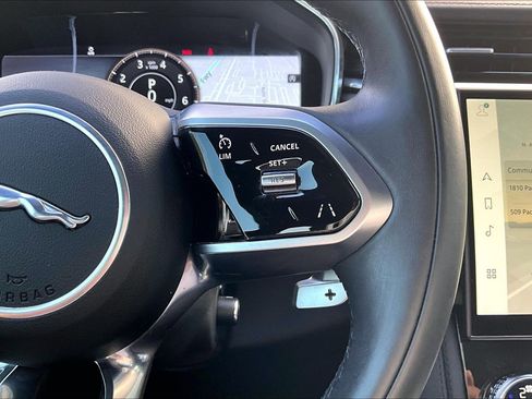 Used 2021 Jaguar F-PACE S image 19