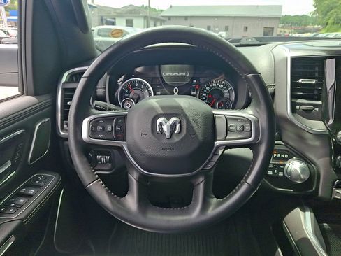 Used 2022 RAM 1500 Laramie AWD/4WD image 19