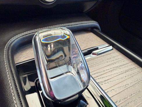 Used 2023 Volvo S90 B6 Ultimate w/ Protection Package Premier image 14