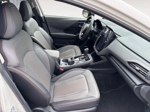 Certified 2025 Subaru Crosstrek 2.5i Limited w/ Crosstrek Mirror Package AWD/4WD image 15