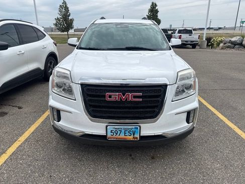 Used 2017 GMC Terrain SLE w/ Technology Package AWD/4WD image 2