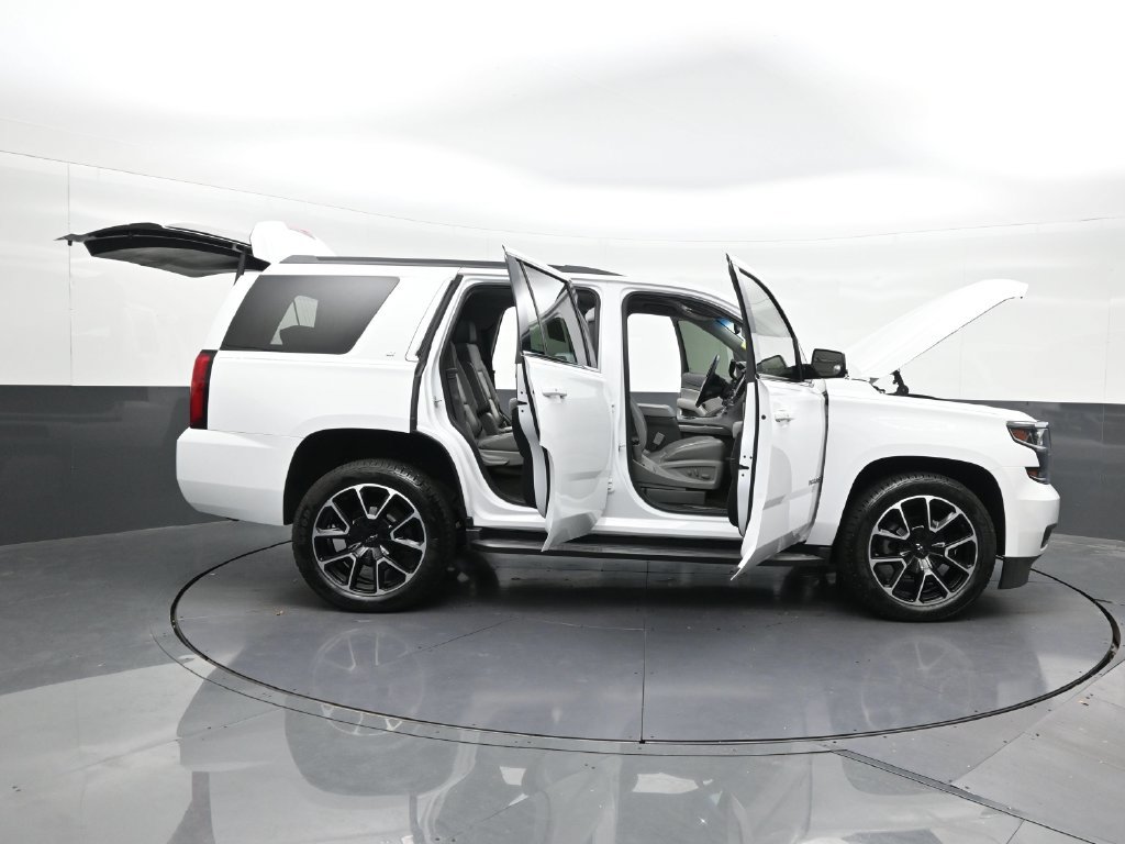 Used 2018 Chevrolet Tahoe LT w/ Luxury Package RWD image 34