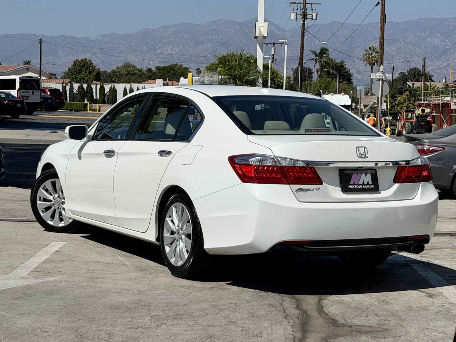 Used 2013 Honda Accord EX-L image 5
