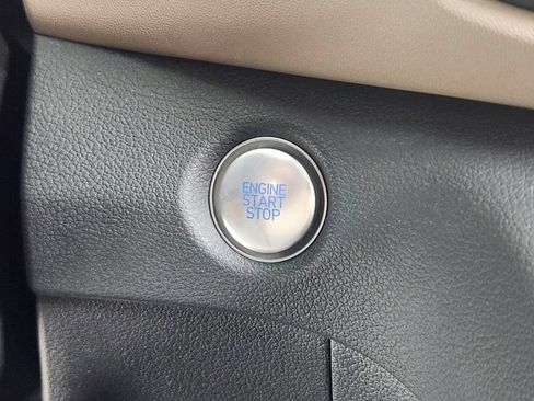 Used 2023 Hyundai Santa Fe SEL AWD/4WD image 25