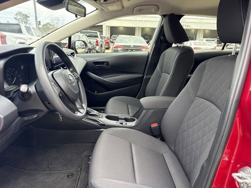 Used 2023 Toyota Corolla LE image 11