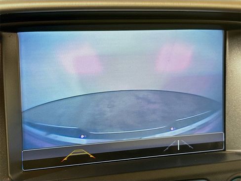 Used 2018 GMC Canyon SLE w/ SLE Convenience Package image 12