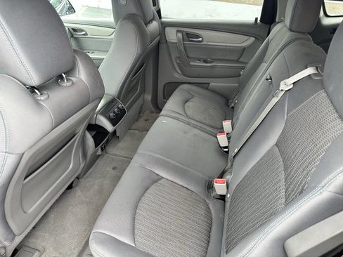 Used 2015 Chevrolet Traverse LS image 21