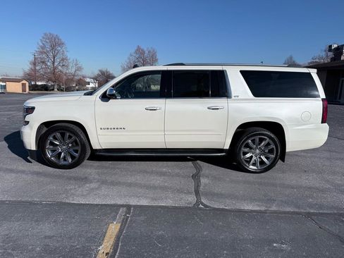 Used 2015 Chevrolet Suburban LTZ image 2