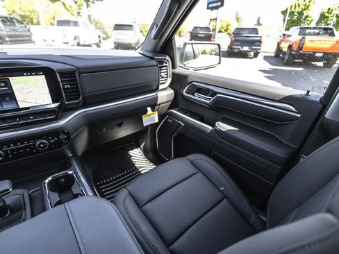 New 2026 Chevrolet Silverado 1500 LTZ w/ Technology Package AWD/4WD image 30