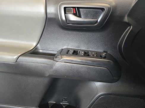 Used 2021 Toyota Tacoma SR w/ SR Convenience Package RWD image 22