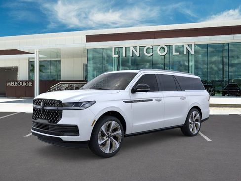 New 2026 Lincoln Navigator L Black Label AWD/4WD image 1