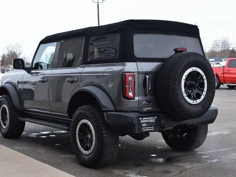 Used 2023 Ford Bronco Outer Banks w/ Sasquatch Package image 10