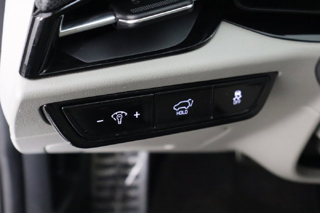 Certified 2023 Kia Niro Wave FWD image 22