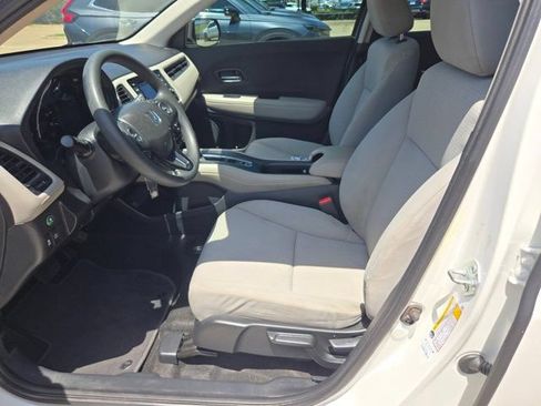 Used 2021 Honda HR-V LX image 15