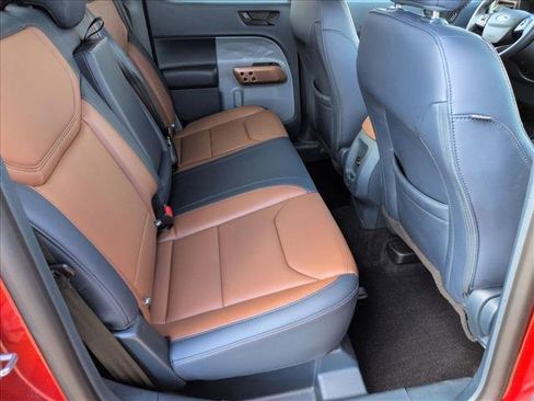 Used 2023 Ford Maverick Lariat w/ Equipment Group 500A Standard image 19