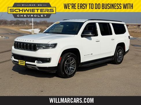 Used 2023 Jeep Wagoneer L Series II image 1