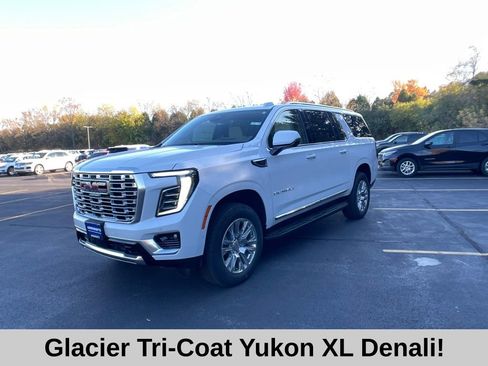 New 2026 GMC Yukon XL Denali image 3