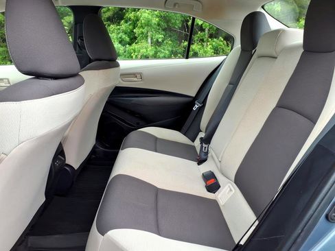 Certified 2025 Toyota Corolla LE w/ Convenience Package FWD image 11