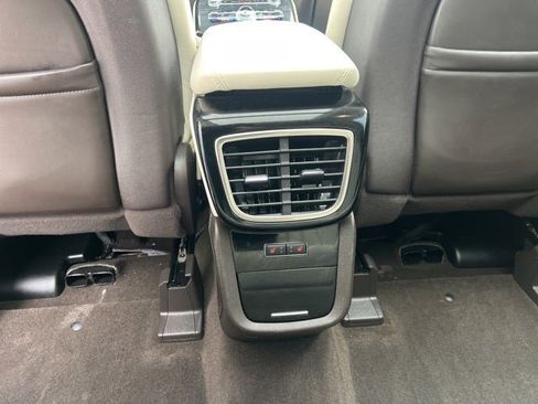 Used 2022 Lincoln Nautilus Black Label w/ Class II Trailer Tow Package image 16