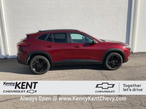 Certified 2024 Chevrolet Trax ACTIV image 3