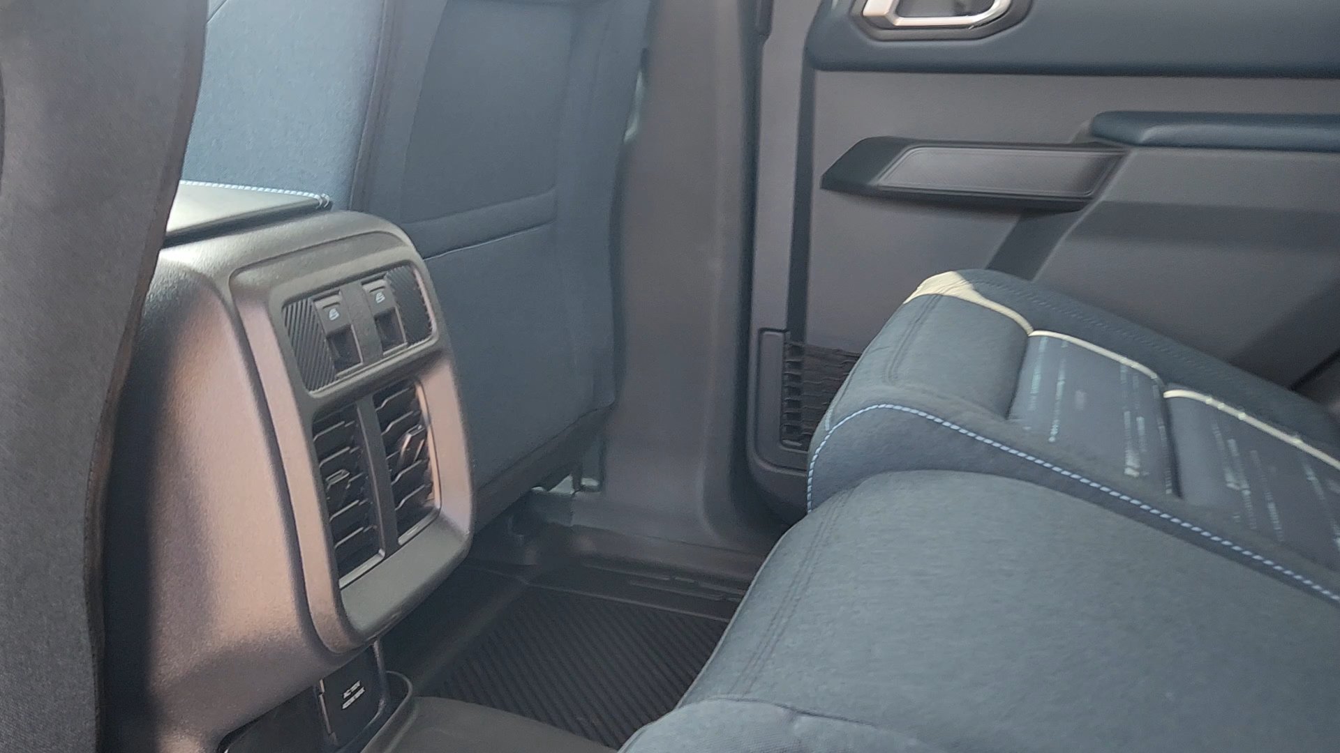 New 2026 Ford Bronco Heritage Edition AWD/4WD image 37
