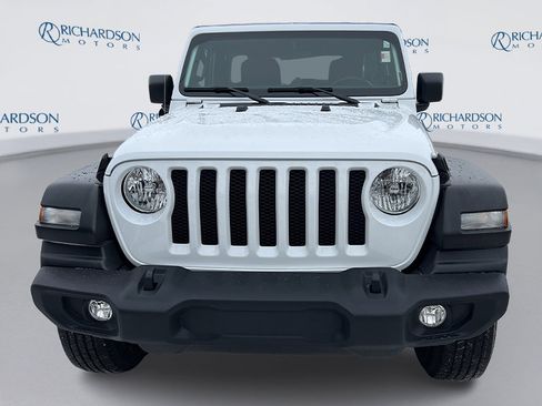 Certified 2022 Jeep Wrangler Unlimited Sport image 2