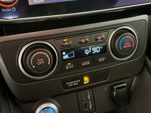 Used 2021 Nissan Leaf S w/ S Charge Package image 23