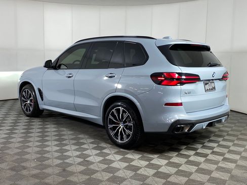Certified 2025 BMW X5 xDrive40i w/ M Sport Package image 3