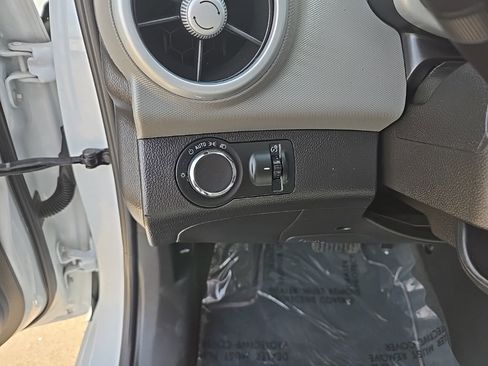 Used 2020 Chevrolet Sonic LT image 11