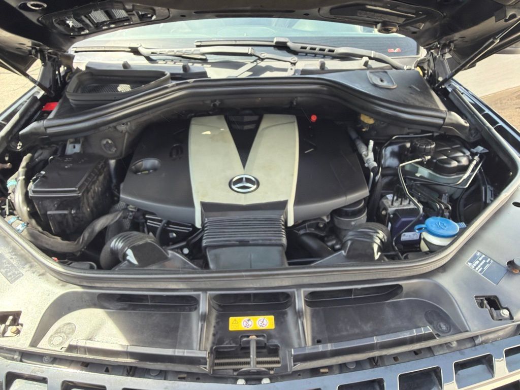 Used 2013 Mercedes-Benz ML 350 BlueTEC 4MATIC image 36