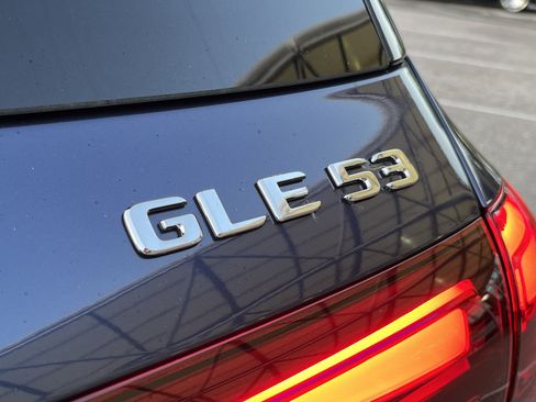 Used 2025 Mercedes-Benz GLE 53 AMG 4MATIC image 9