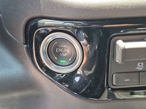 Used 2025 Chevrolet Silverado 1500 ZR2 w/ Technology Package AWD/4WD image 18