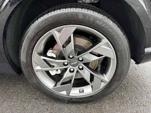 Used 2025 Genesis Electrified GV70 Advanced w/ Prestige Package image 37