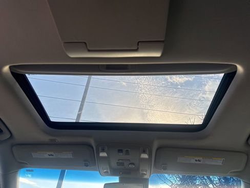 Used 2019 GMC Yukon XL Denali w/ Denali Ultimate Package image 38