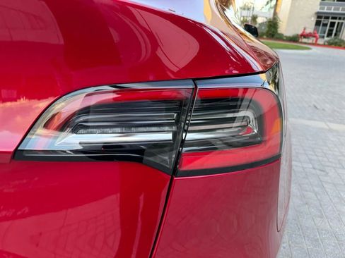 Used 2023 Tesla Model Y 2WD image 47