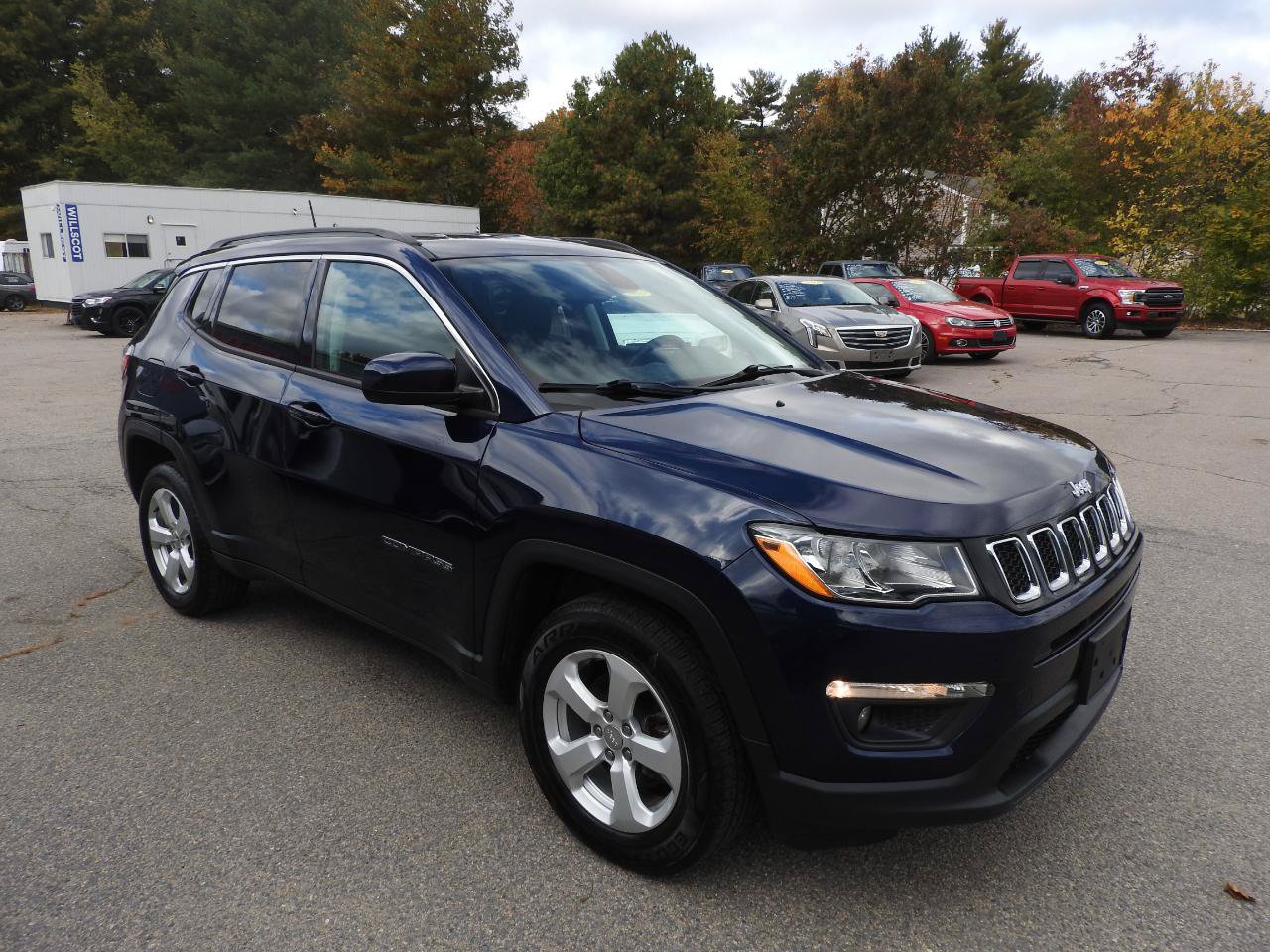 Used 2020 Jeep Compass Latitude w/ Cold Weather Group AWD/4WD image 2