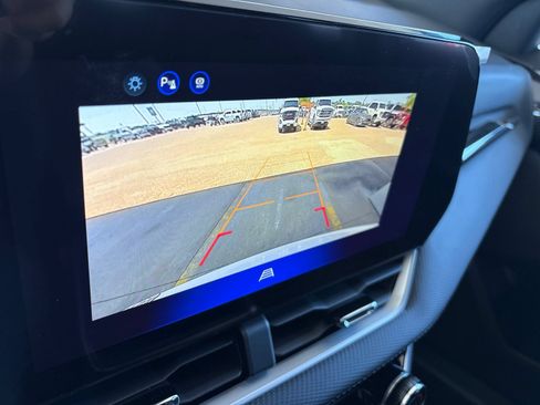 New 2027 Chevrolet Equinox LT w/ Midnight Edition FWD image 21