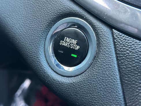 Used 2018 Chevrolet Impala LT image 32