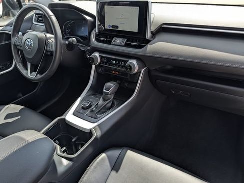 Certified 2025 Toyota RAV4 XLE Premium AWD/4WD image 34