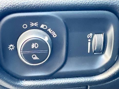 Used 2021 RAM 1500 Big Horn w/ Trailer Tow Group image 12