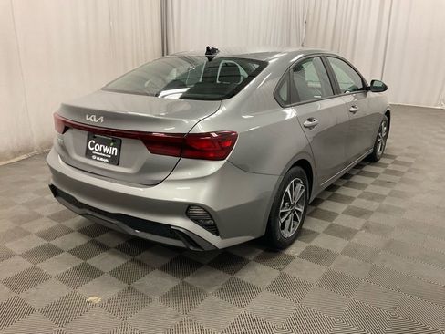 Used 2023 Kia Forte LXS image 7