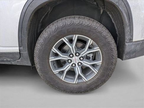 Used 2025 GMC Acadia AT4 w/ LPO, Floor Liner Package image 14